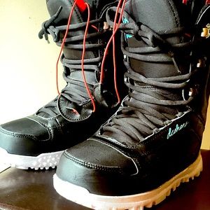 DC Snowboard Boots Women